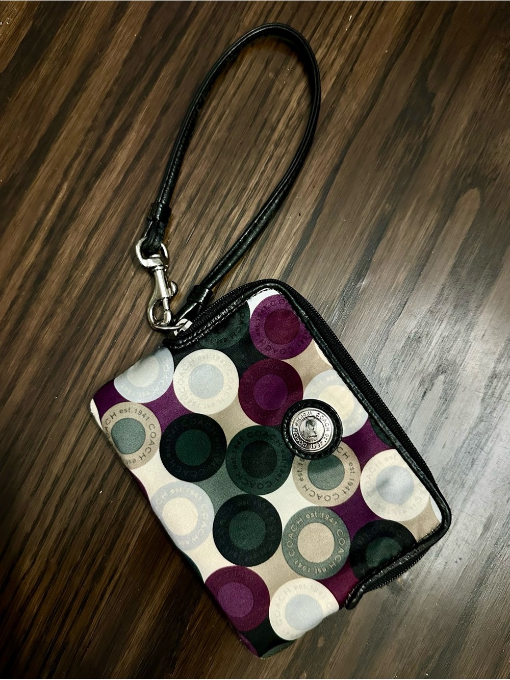 Vintage Coach (2010) Madison Op Art Circles Sateen Wristlet